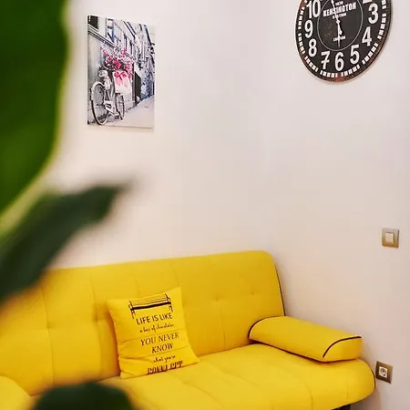 Luxury Studio - Old Town Apartment *